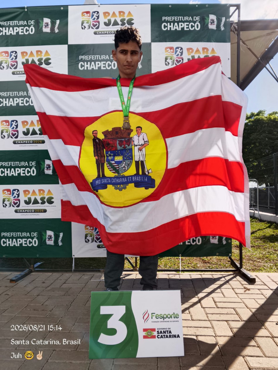 Foto: Jonathan Antunes - Bronze nos 400 m.
