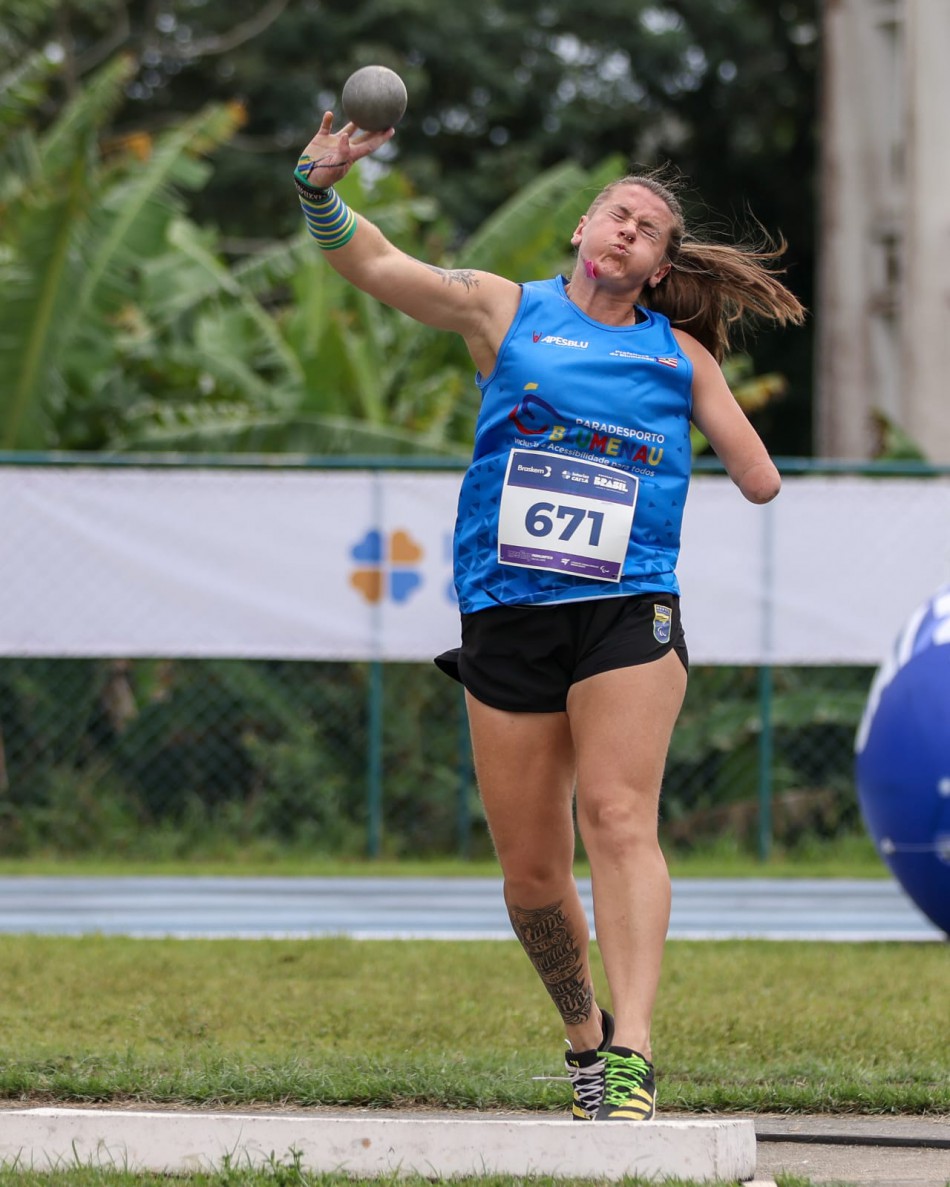 Paratleta de Blumenau embarca para representar o Brasil nos Jogos Parasul-Americanos