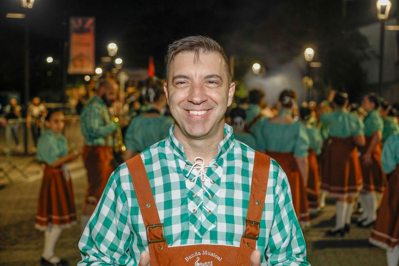Gian Carlos Cândido, regente da banda da EBM Visconde Taunay (Foto: Giovanni Silva, PMB, Divulgação)
