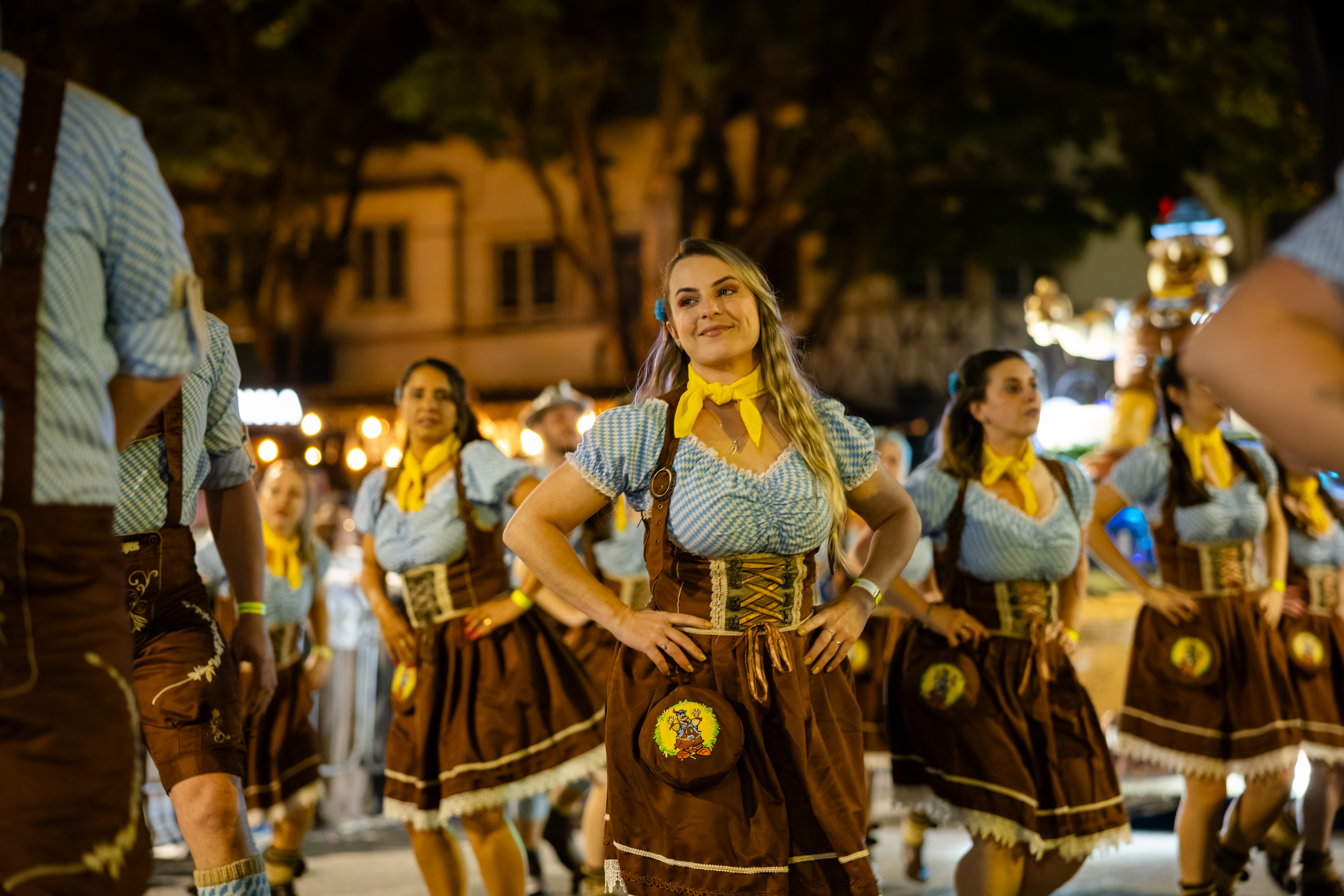 Pré-cadastro para desfiles da Oktoberfest Blumenau abre na quarta-feira, dia 16