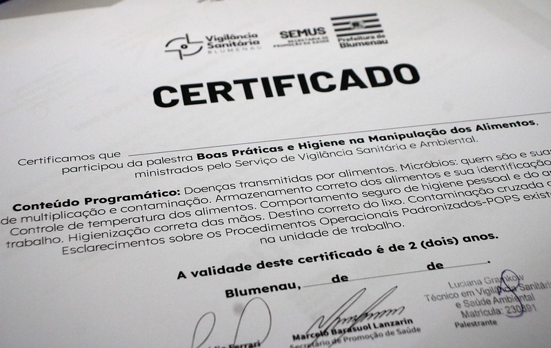 Capacitação reforça segurança alimentar na Oktoberfest
