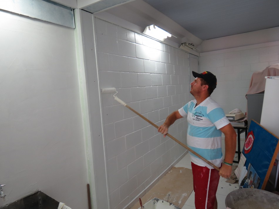 Obras no posto de saúde Wilhem Schurmann em ritmo acelerado