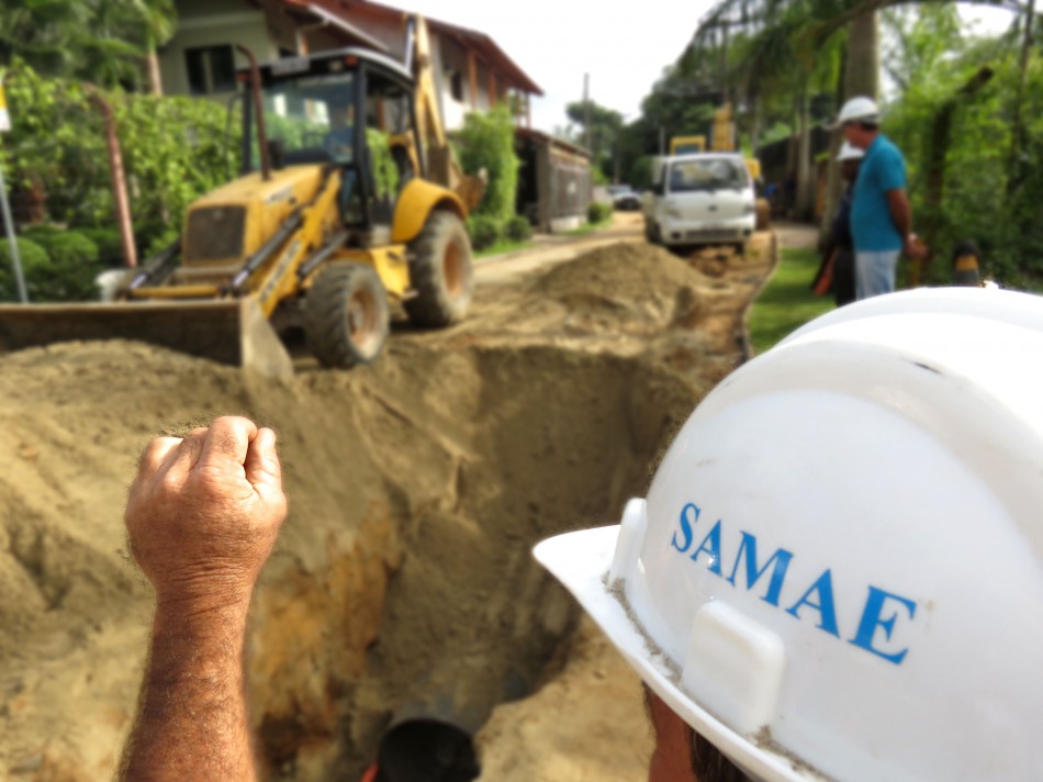 Rua Bahia está em obras para implantação de rede adutora