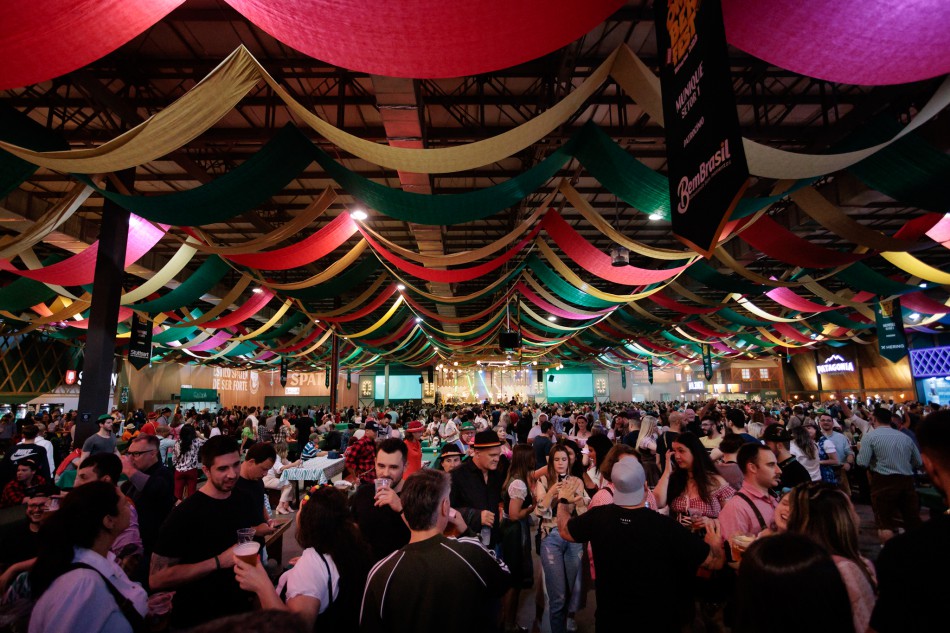 39ª Oktoberfest Blumenau inicia nesta quarta-feira; confira