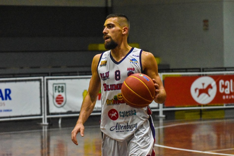 Basquete Blumenau estreia na Copa Brasil Sul