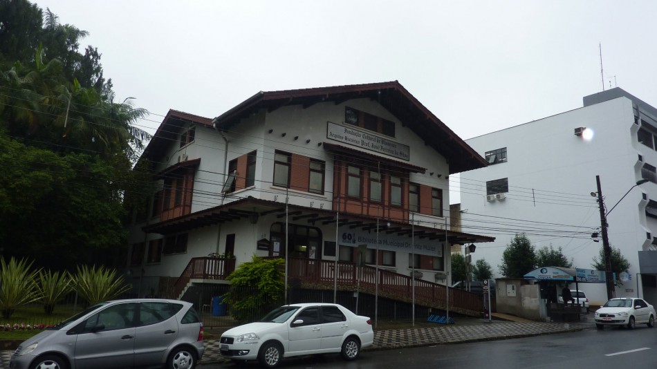 Biblioteca pública promove 1° Semana do Troca-Troca