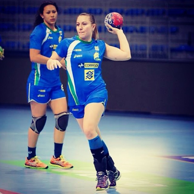 Atletas do Handebol de Blumenau dividem liderança no Sul-Americano