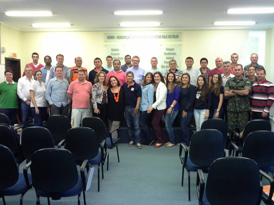 Defesa Civil participa de capacitação em Gestão de Riscos de Desastres