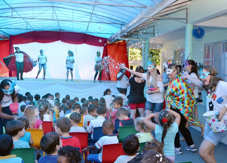 Inicia hoje o 3º Festival Interno de Teatro Infantil do CEI Robert Barth 