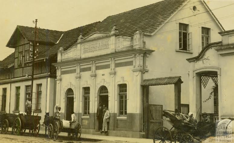 Memória Digital: Reconhecendo a cidade