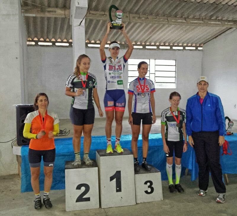 Blumenau conquista título em desafio de Mountain Bike