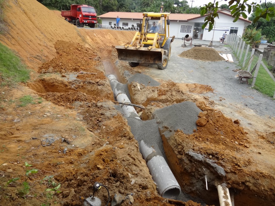 CEI Marlise Theis recebe obras para evitar transtornos em dia de chuva