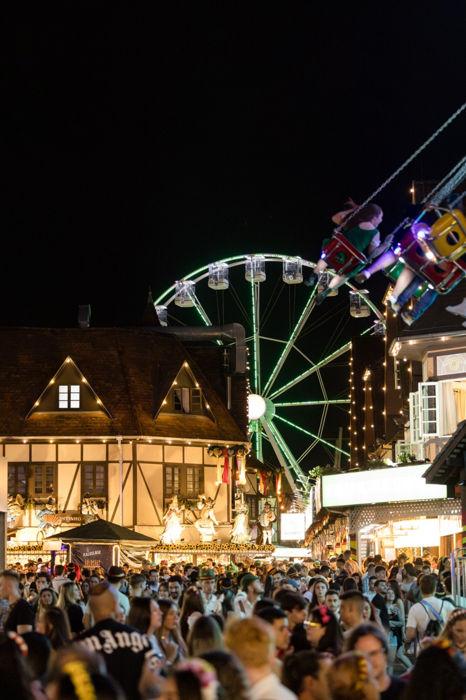 Em cinco dias de evento, 39ª Oktoberfest Blumenau é destaque em segurança e não apresenta registros de furtos