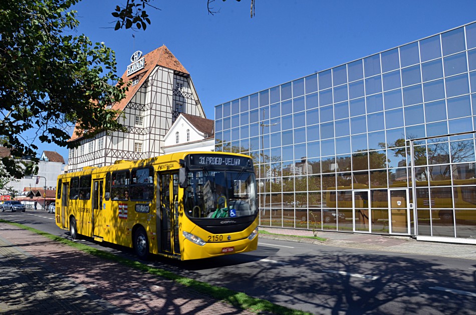 Amistoso do Metropolitano terá reforço no transporte coletivo
