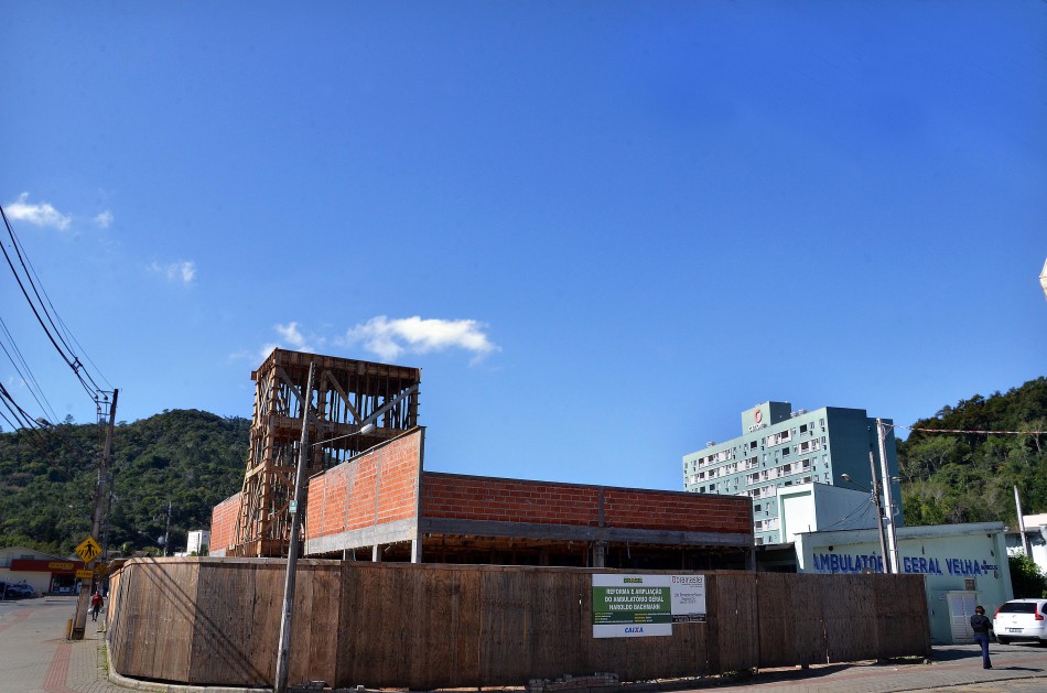 Bom tempo ajuda nas obras de ampliação e reforma do AG da Velha