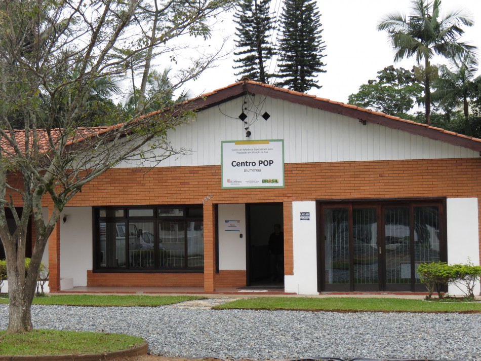 Centro de Atendimento a População de Rua atende em novo endereço