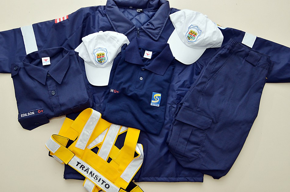 Guarda de Trânsito recebe novos uniformes