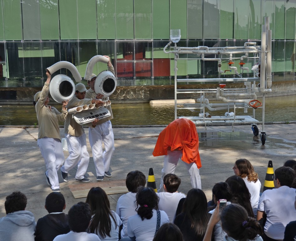 Teatro infantil invade a sua praça