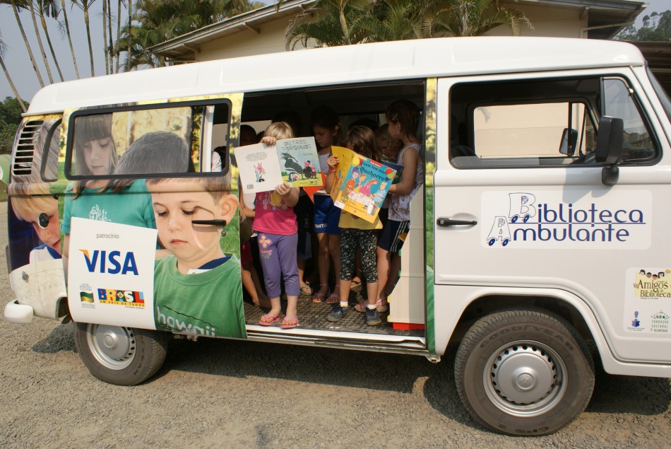 Biblioteca Ambulante volta a circular esta semana