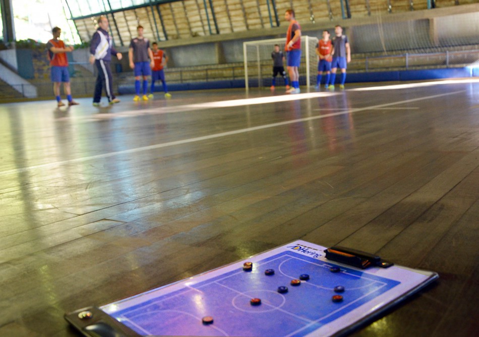 Futsal de Blumenau recebe Tambansa para manter invencibilidade dentro de casa