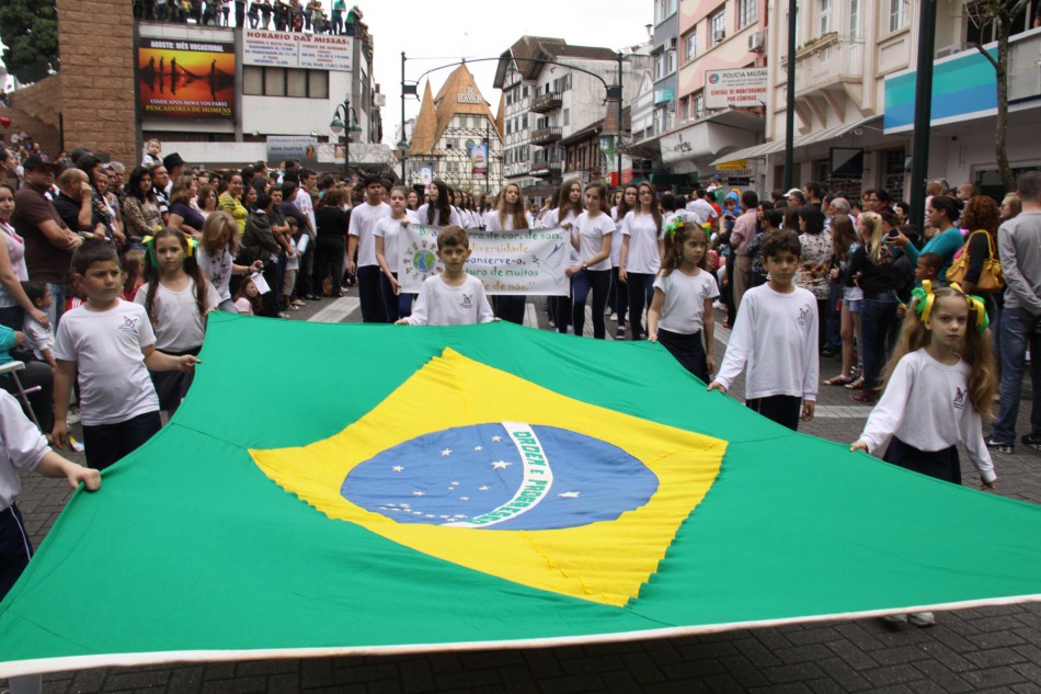 Prefeitura inicia preparação para desfile de 7 de Setembro