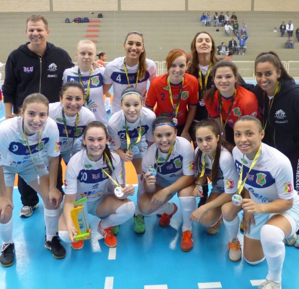 Futsal feminino de Blumenau é vice-campeão dos Jogos Universitários 