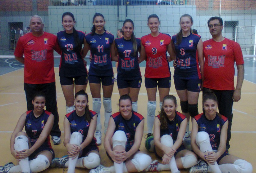 Bluvolei conquista bons resultados em competições estaduais