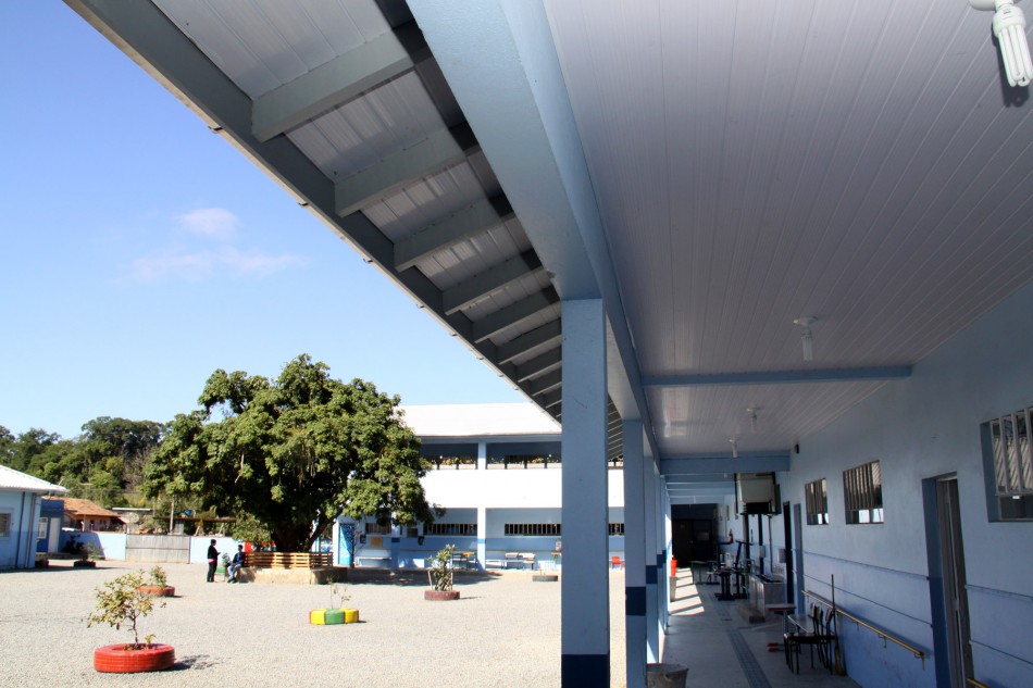 Reforma na escola Visconde de Taunay beneficia 843 alunos