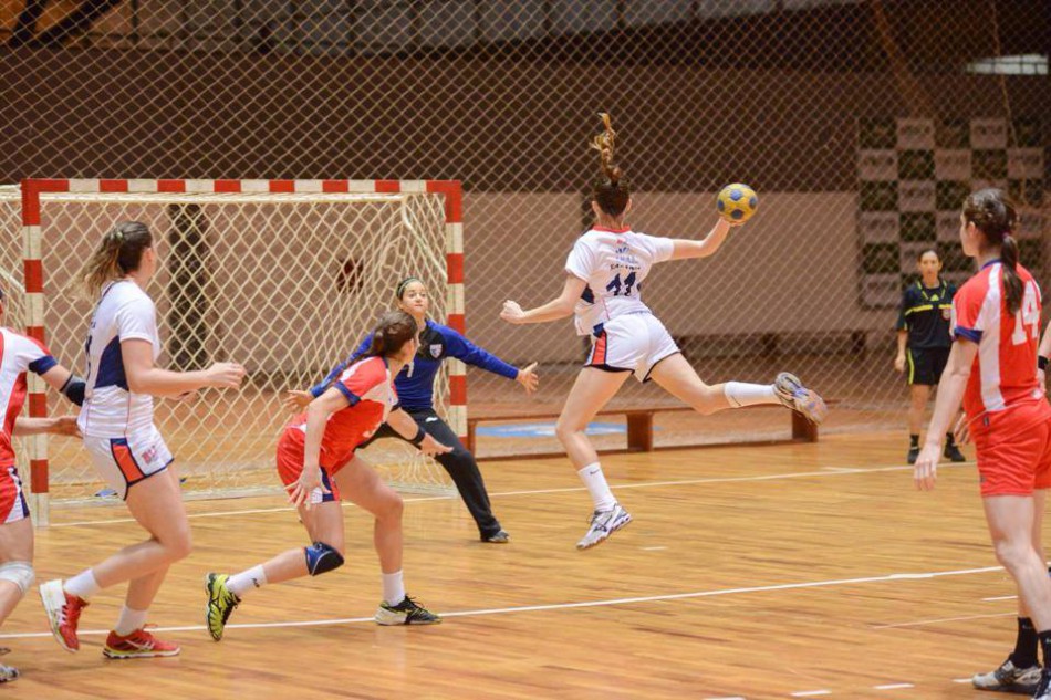 Handebol de Blumenau assegura vaga nos Jogos Universitários Brasileiros