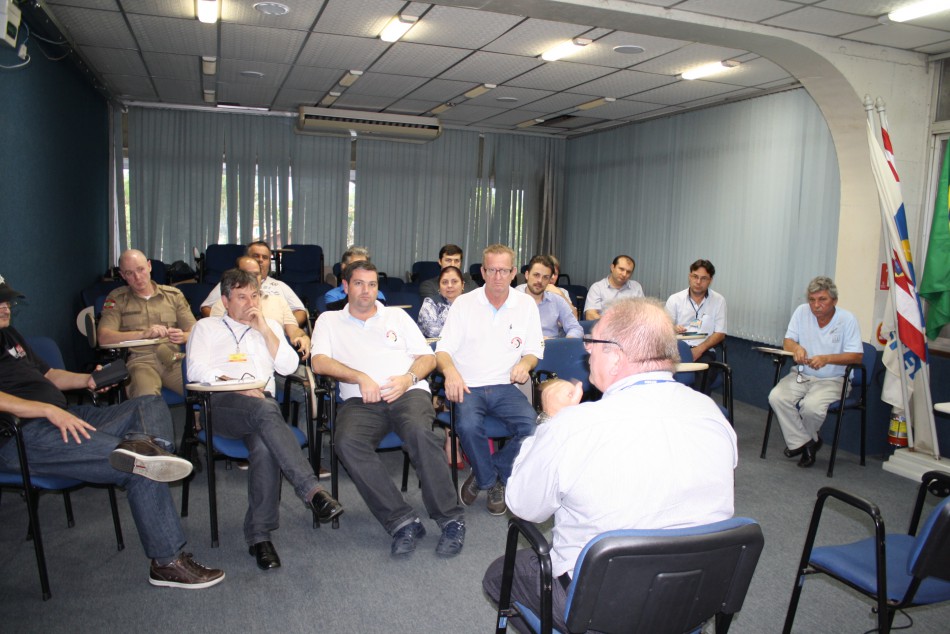 Reunião discute ações em terminais urbanos 