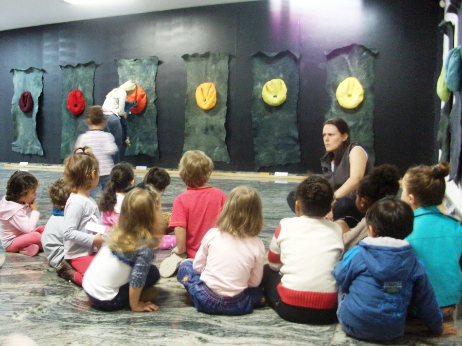 MAB recebe visitantes mirins