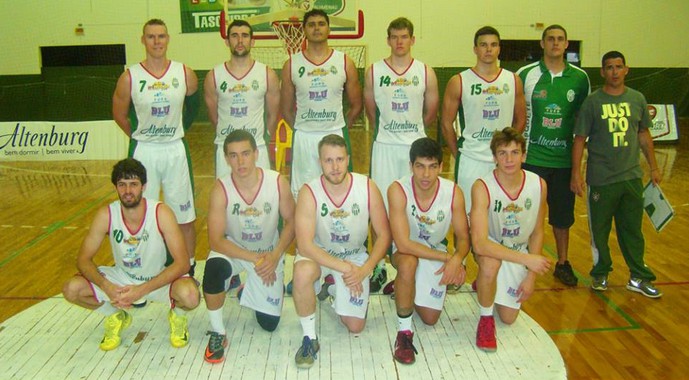 Blumenau vence Joinville pelo Campeonato Catarinense de Basquete