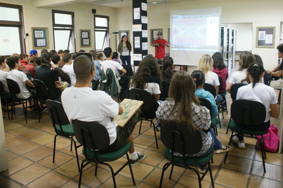 Biblioteca dá início à Semana do Livro