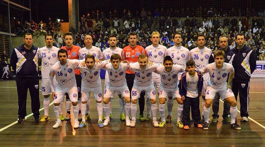 Hora da decisão para o time de futsal de Blumenau