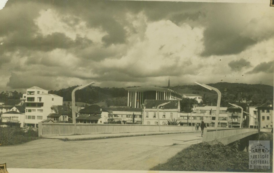 Memória Digital: Ponte Adolfo Konder