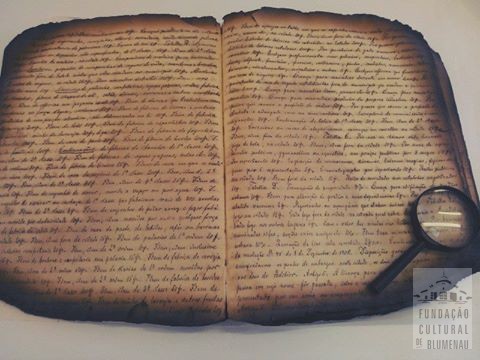 Memória Digital: fogo na prefeitura completa 56 anos