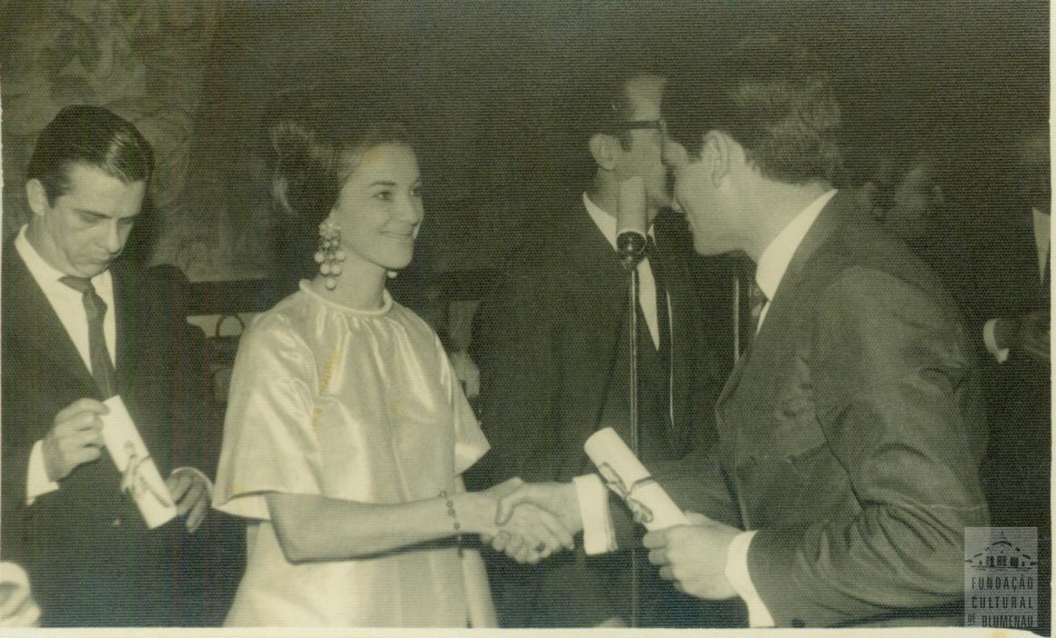 Memória Digital: melhores locutores de 1968