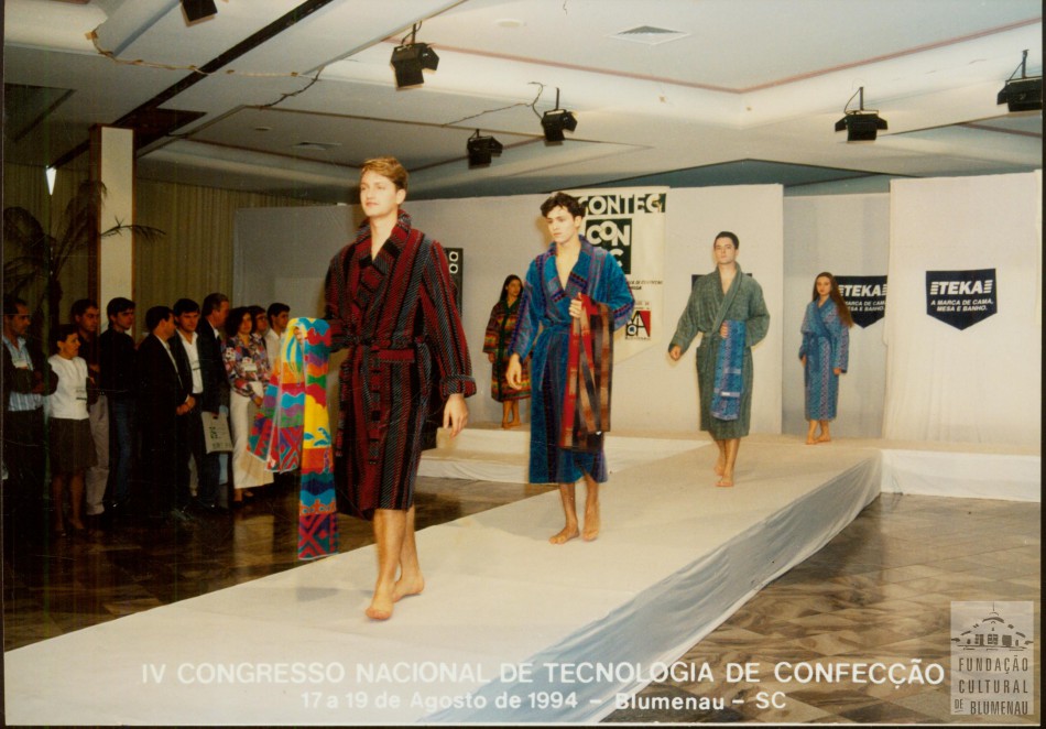 Memória Digital: tecnologia da confecção