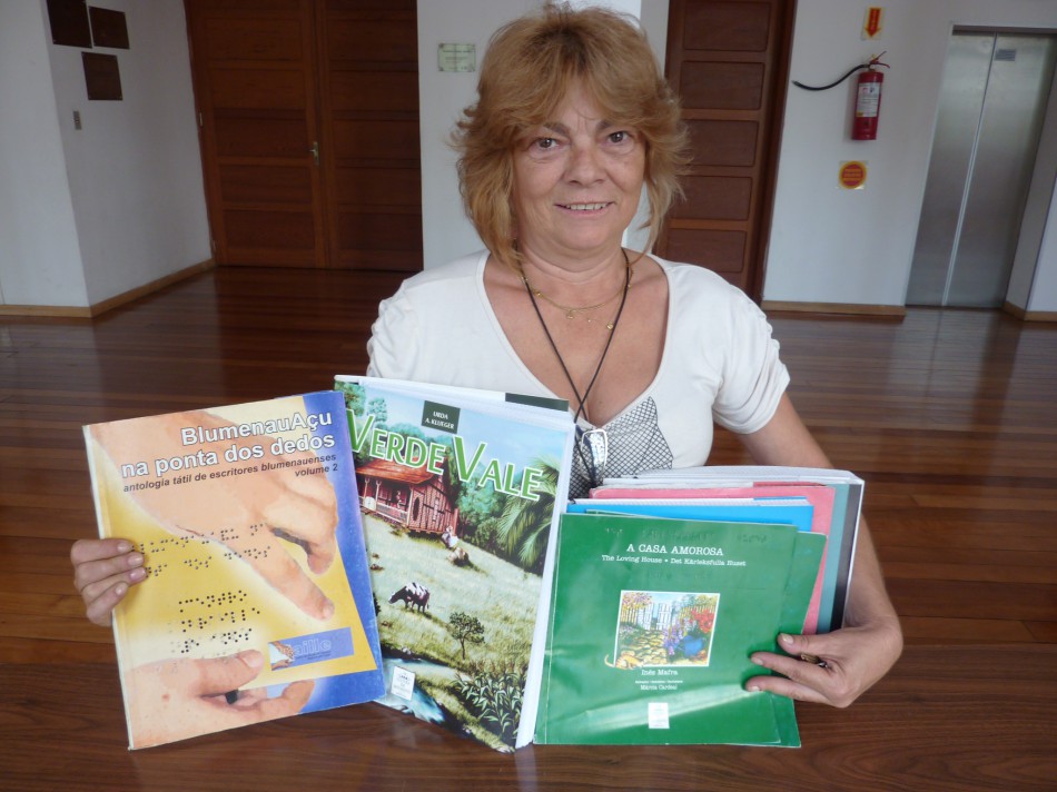 Centro Braille contribui com mostra gasparense