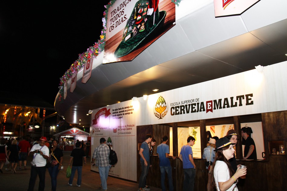 Oktobeferst inova trazendo minicursos sobre cervejas 