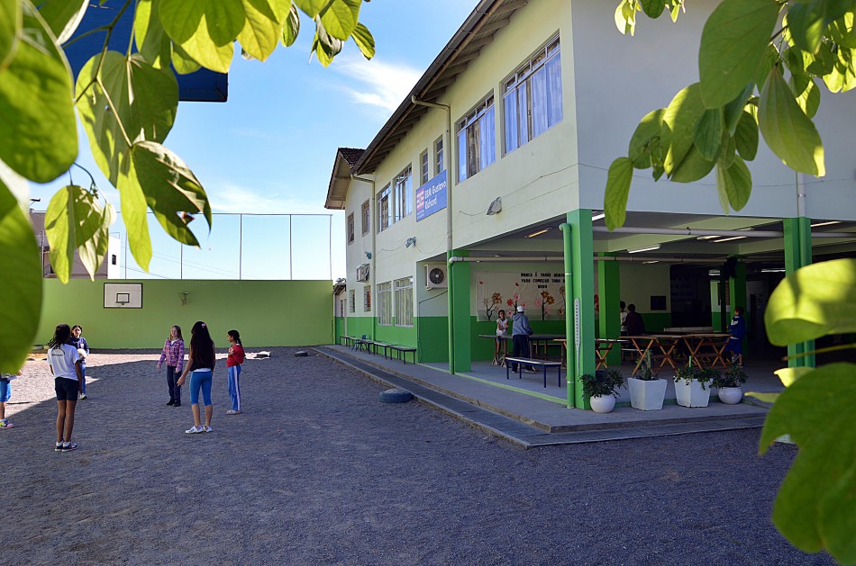 Defesa Civil na Escola na EBM Gustavo Richard