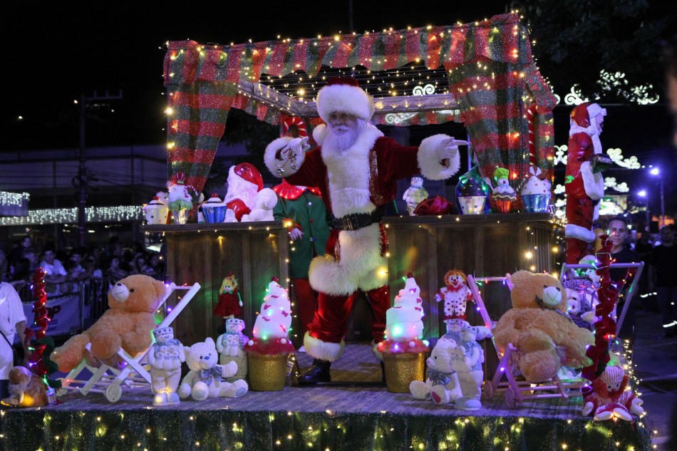 Último desfile da Magia de Natal terá a participação de 800 voluntários