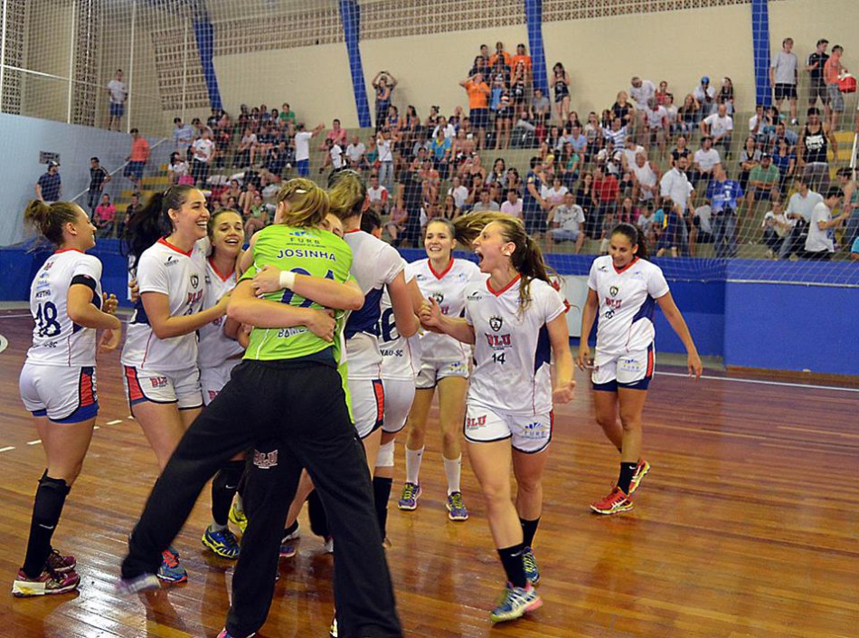 Handebol de Blumenau enfrenta Cascavel pela Liga Nacional
