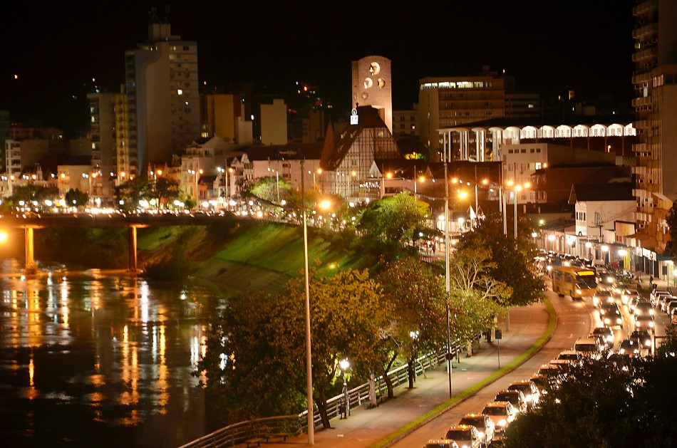 Turismo de Blumenau participa de um dos maiores eventos da América do Sul