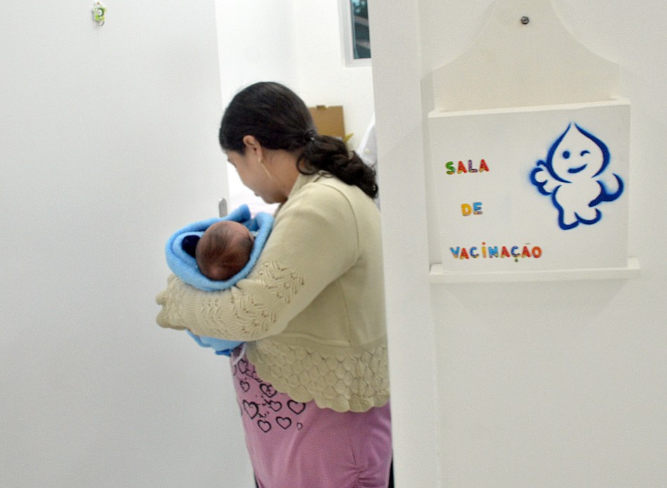 Postos de saúde vão trabalhar neste sábado na vacinação contra a gripe
