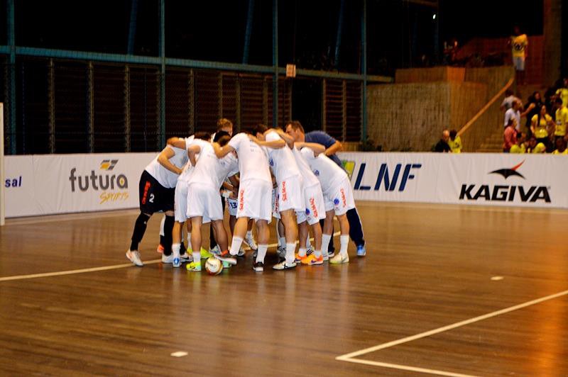 Blumenau vence Cascavel pela Liga Nacional de Futsal