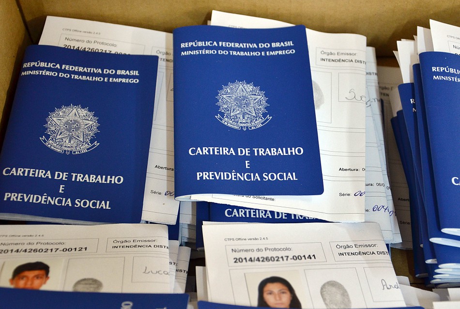 Intendências voltam a emitir Carteiras de Trabalho