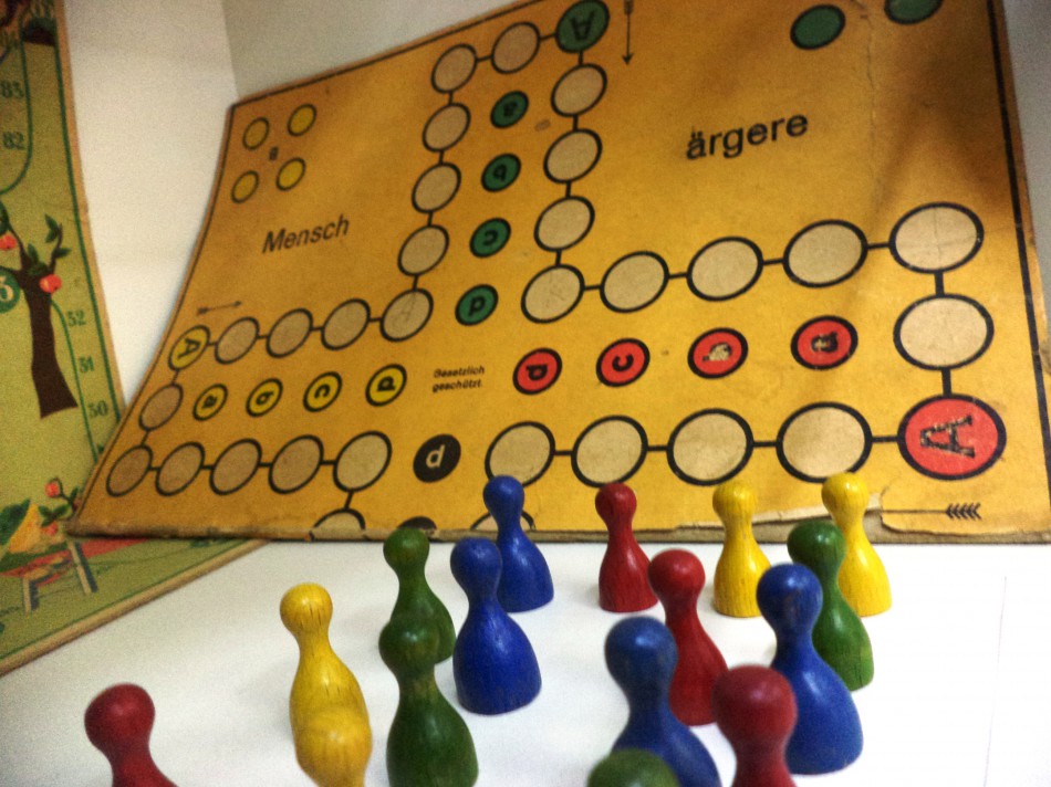 Museu de Hábitos e Costumes relembra antigos brinquedos