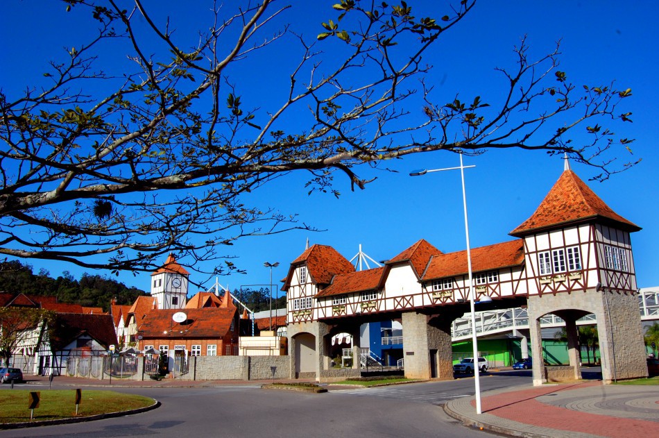Blumenau participa do Festival das Cataratas