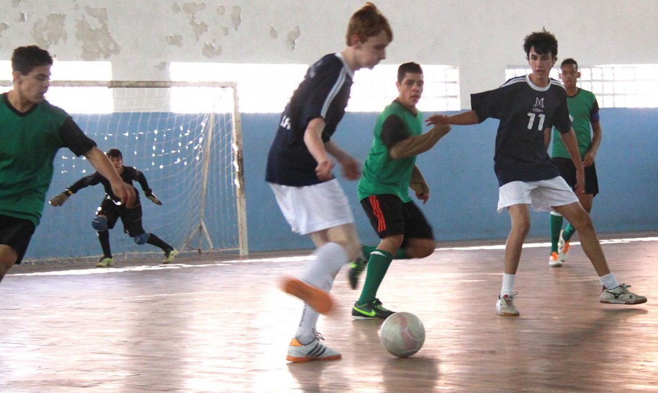 Jogos Escolares Municipais de Futsal iniciam nesta terça-feira
